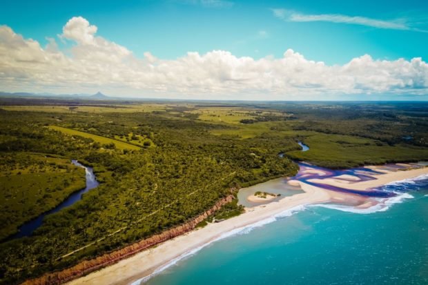 Barra Do Cahy A Primeira Praia Do Brasil Viagem Em Pauta