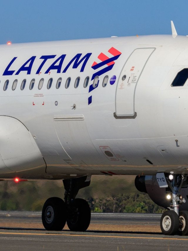 LATAM volta a operar voos para o Chile