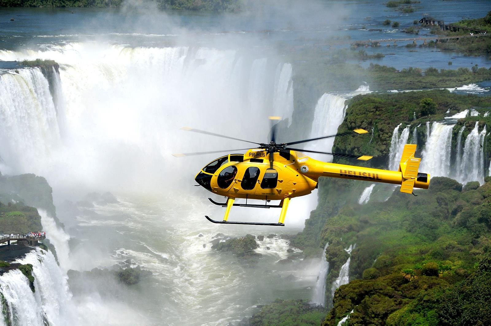 3 voo de helicoptero