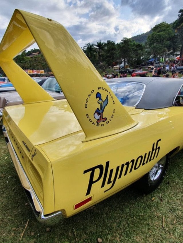 Como foi o maior encontro de carros antigos do Brasil