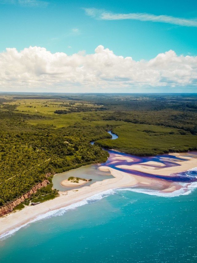 Conheça Barra do Cahy, a primeira praia do Brasil