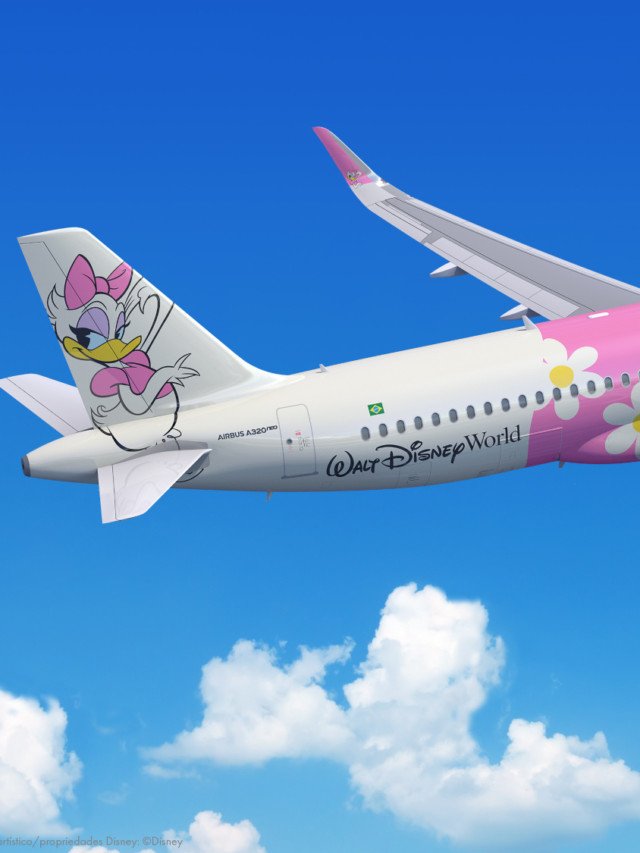 Azul anuncia 4º avião da sua frota mágica