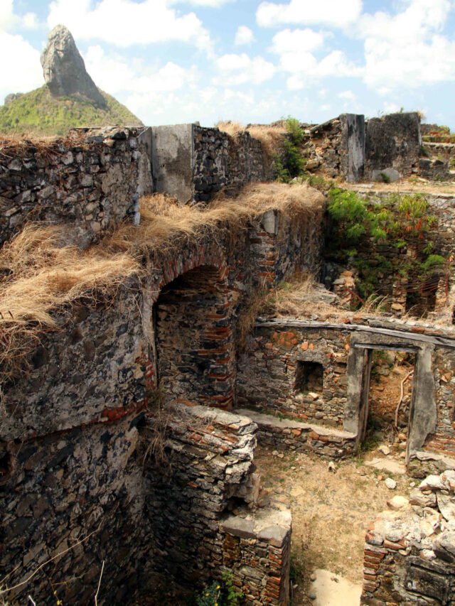 Fernando de Noronha: a Ilha Maldita