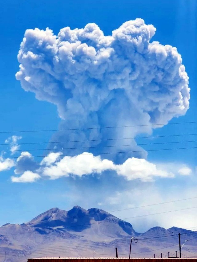 Vulcão no Atacama tem erupção de 6 km