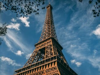 eiffel tower paris painting